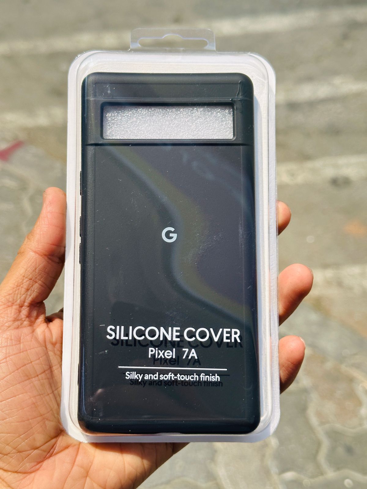 Google Pixel 8 Pro Logo Case